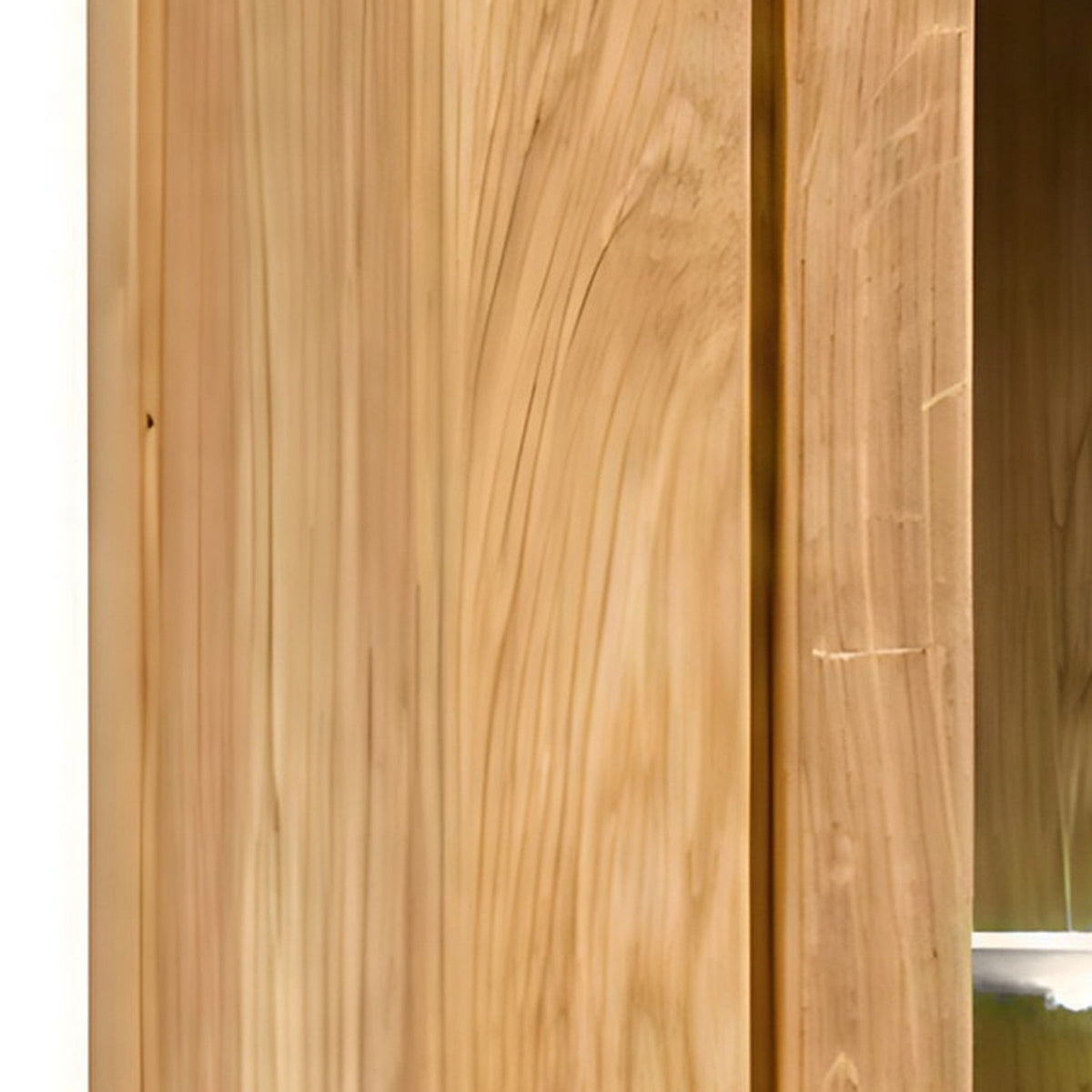 Vitrine double Armand, un angle de près