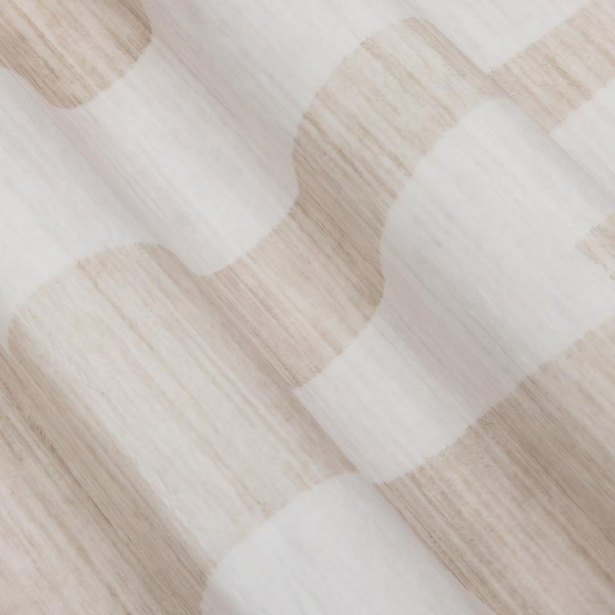 Tapis Millau, coloris ivoire et beige, la matière de près