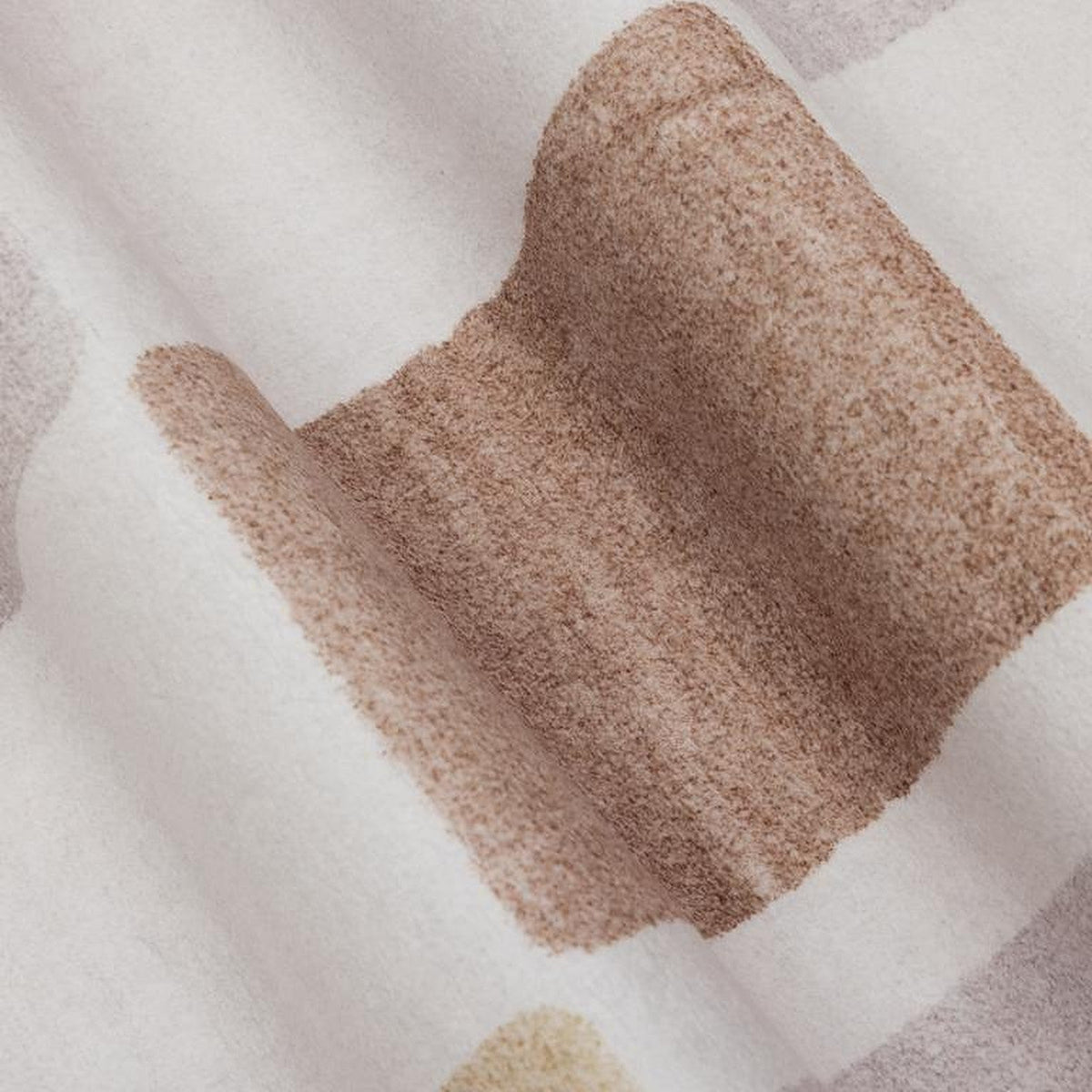 Tapis Millau, coloris ivoire nuancé, la matière de près